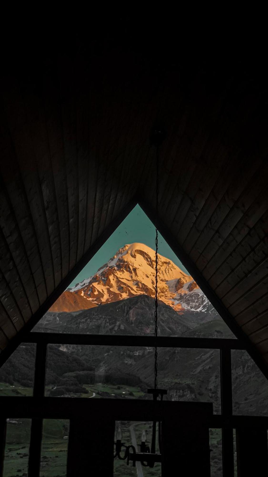 Restart Cottages In Kazbegi Exteriör bild